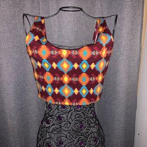 SUPER CUTE patterned cropped tank top